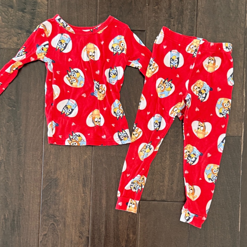Gender Neutral Bluey and Bingo Kids Red Valentines Pajamas! Multiple sizes!